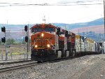 BNSF 6730 east